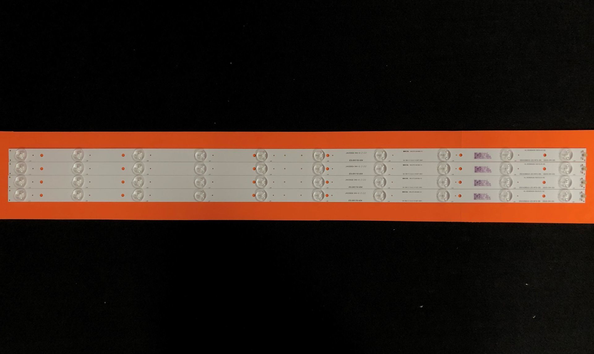 LCD LED-2184-TAKIM 4 LÜ-ZDCX39D10-ZC14FG-CX390DLEDM LE100S15FM(77,9 CM SANYO-E091-WİNKEL