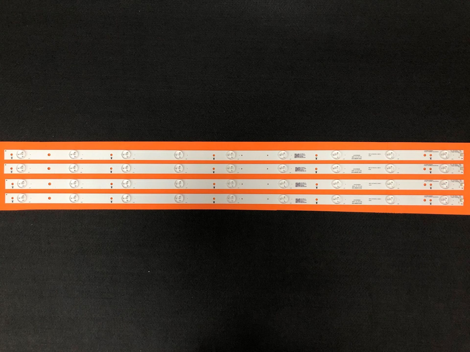 LCD LED-2095 TAKIM 4 LÜ-40PFK6510-40PFK4009-40PFK5300-LCD472-ES-090-WİNKEL