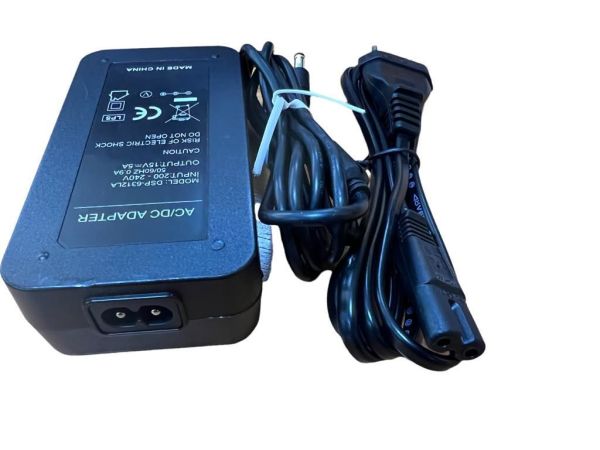 15 VOLT 5 AMPER  PLASTİK KASA ADAPTÖR