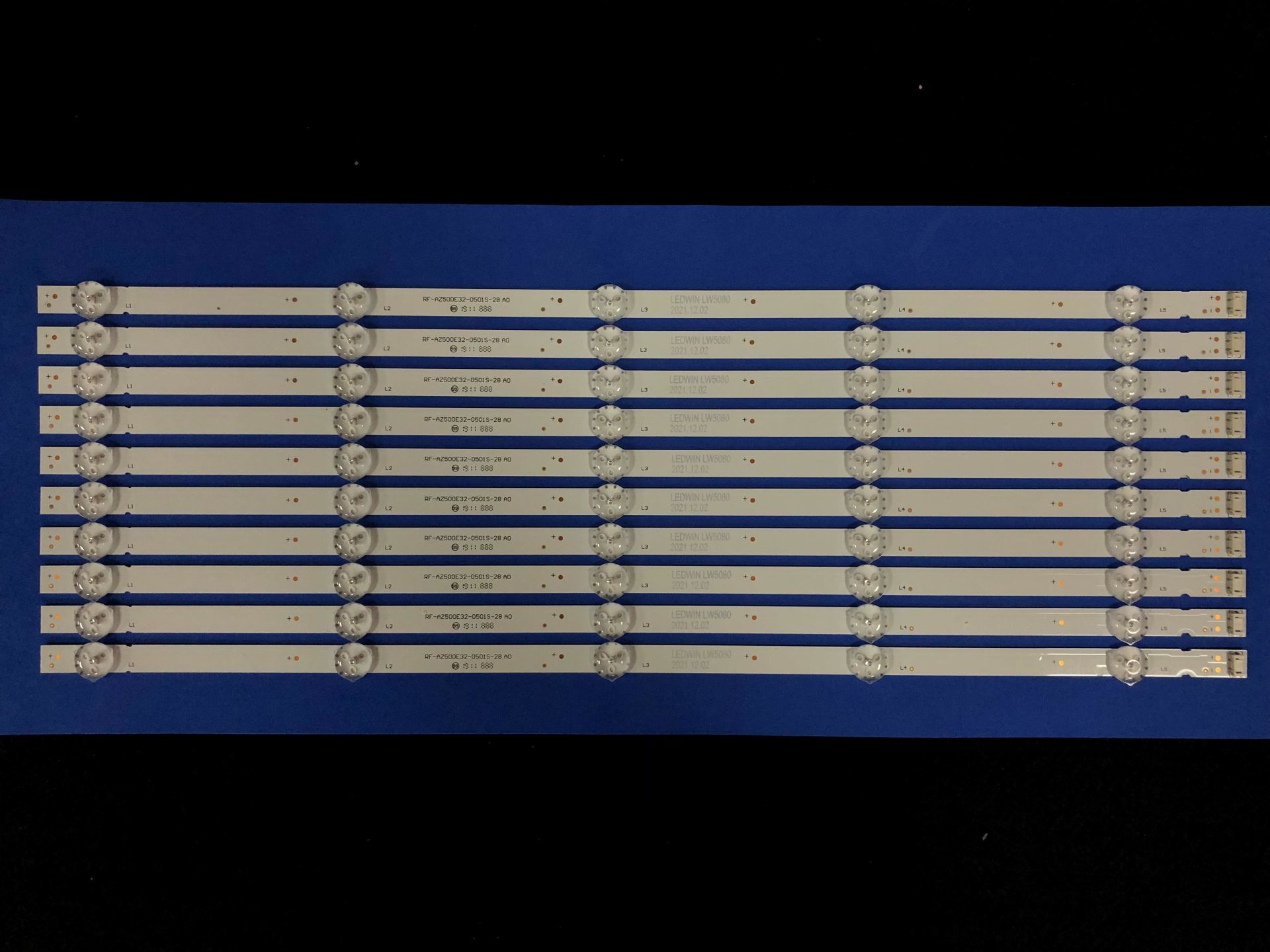 LCD LED 2306-TAKIM 10 LU-A50L8870-B50L8870-50GCU8905-AZ500E32-WİNKEL