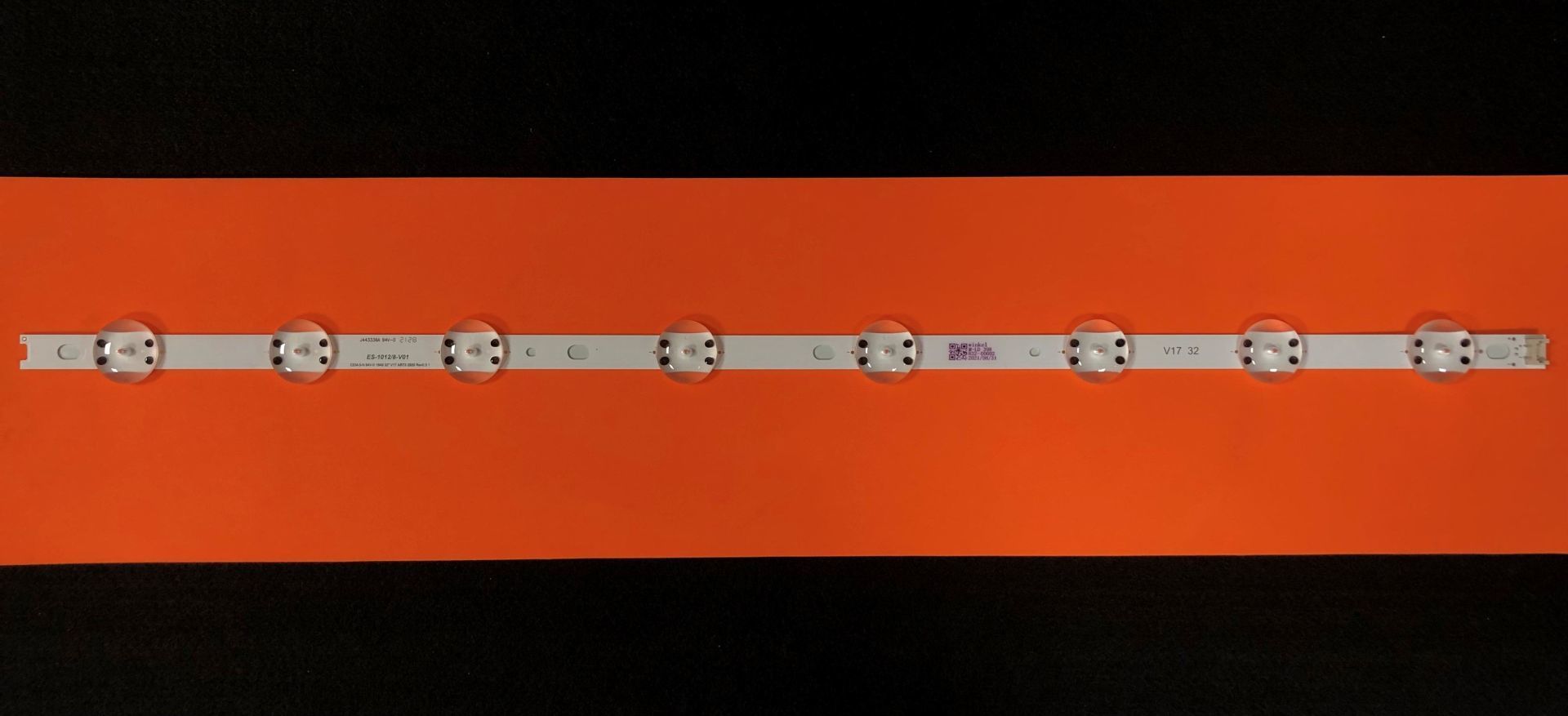 LCD LED-2278- 1 ÇUBUK-32LJ510V-LC320DXE-GEN1012