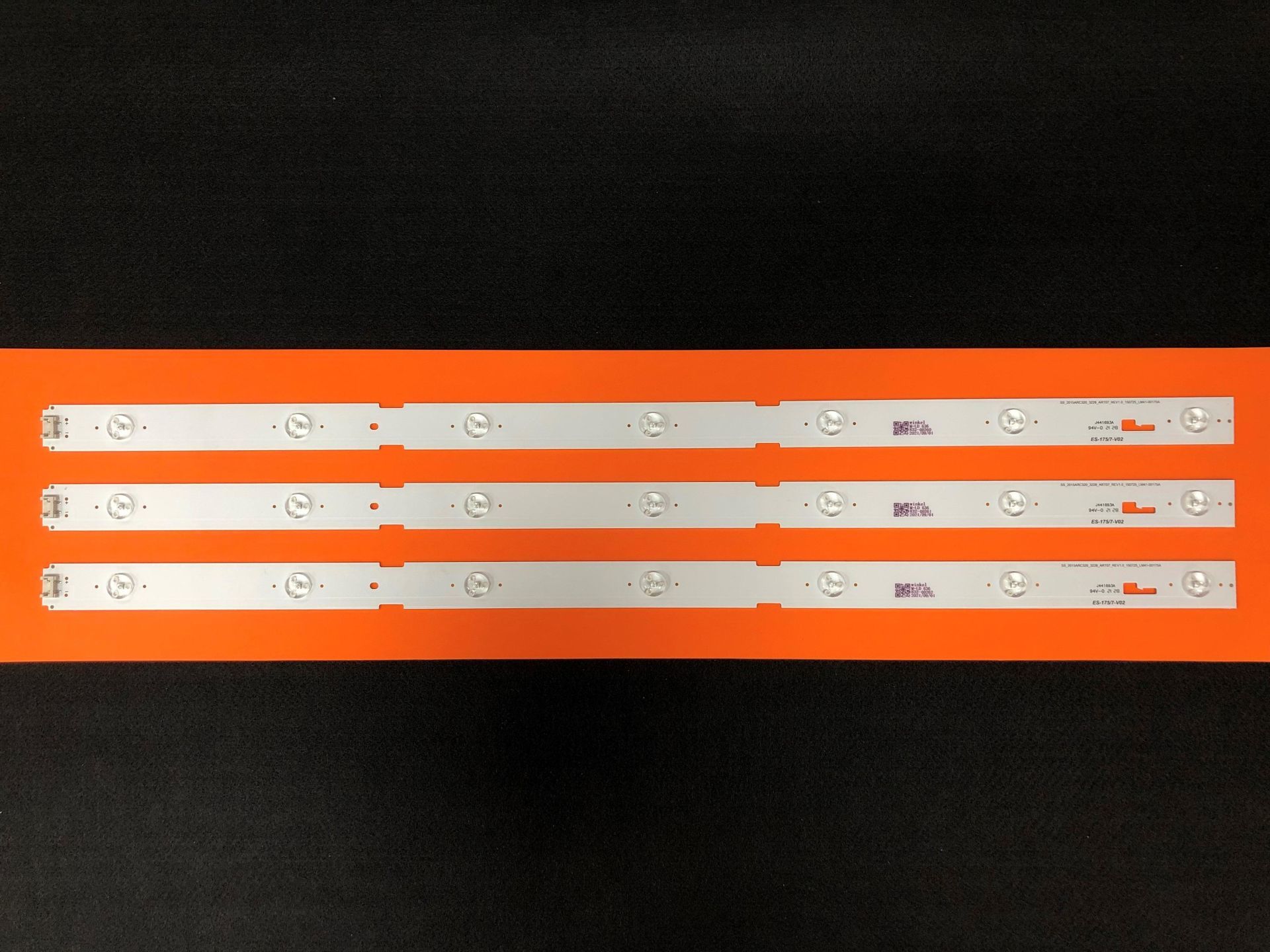 LCD LED-2096 TAKIM 3 LÜ-32VLE6535-32VLE6565-32CLE5525-32VLE5527-A32L6532-ES-175-WİNKEL