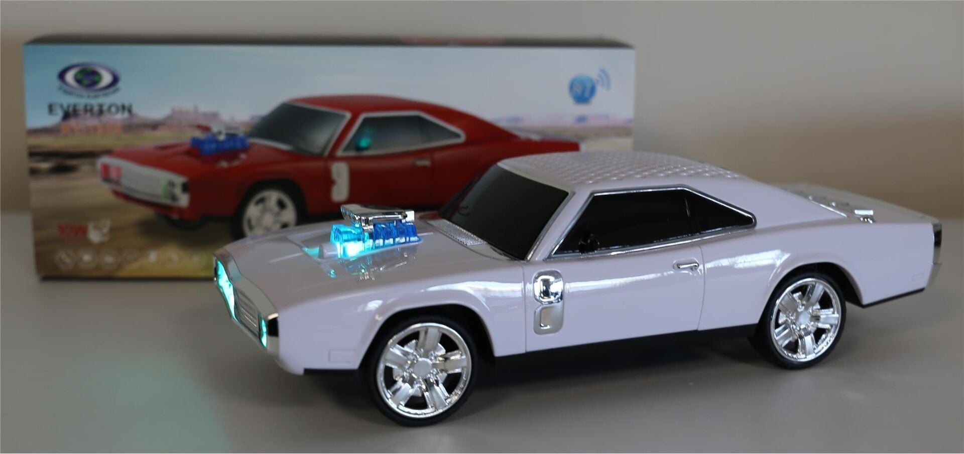 EVERTON RT-1959 Arabalı Bluetooth Fm/Usb/Tf/Aux Şarjlı Nostaljik Radyo