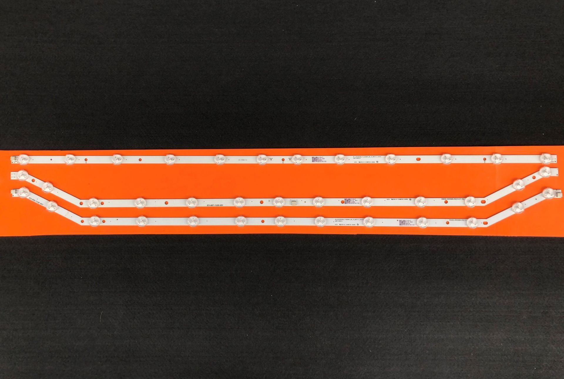 LCD LED-2025 TAKIM 3 LÜ-EĞRİ LED-UE40H5003AW-UE40H5203-UH40H6203-UN40FH4205-ES087-WİNKEL